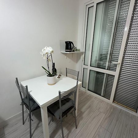 B&B Luna Rosa Пиза Екстериор снимка
